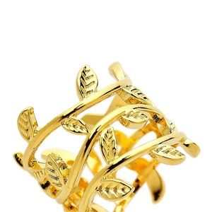 Sterling Forever NWOT
Olive Leaf Ring